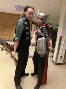 Loki and Fem!Thor take the prize for Judge's Award home during our Cosplay Contest Walk-off! o w  o)///