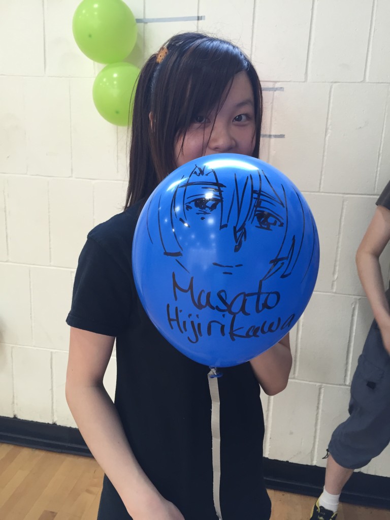 A contestant declaring her favourite character on a balloon!