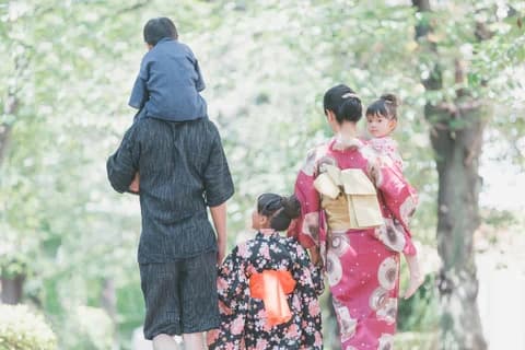 Pac-Kimono West graphic